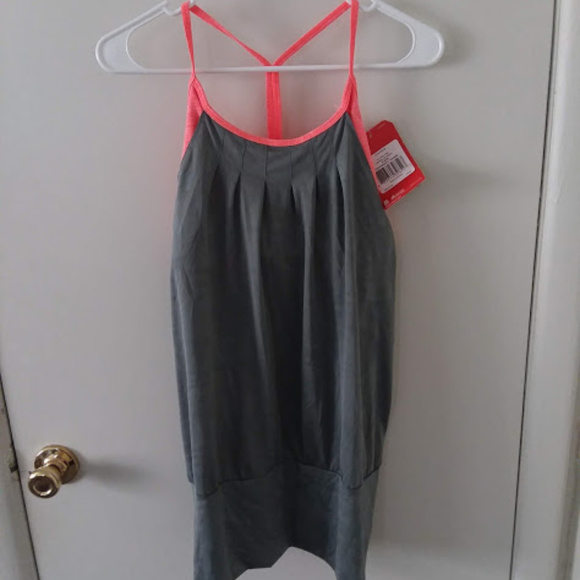 The North Face Tops - NWT Northface Flow Workout Tank